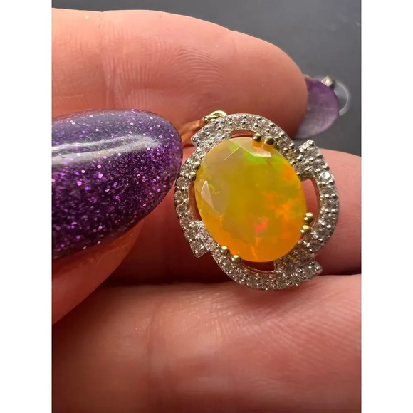 10k gold Ethiopian opal and white zircon earrings - Picture 3 of 11